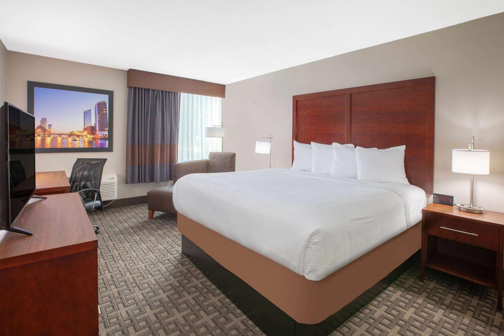 Baymont By Wyndham Grand Rapids Near Downtown Hotel Wyoming Kültér fotó